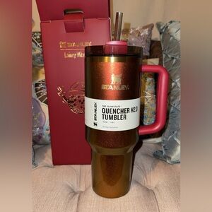 Stanley x Lainey Wilson Country Gold 40z Quencher